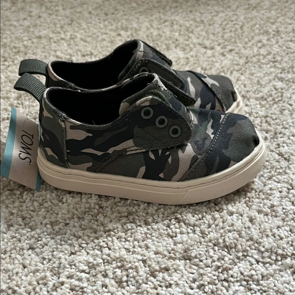 TOMS Toddler Camo Sneakers